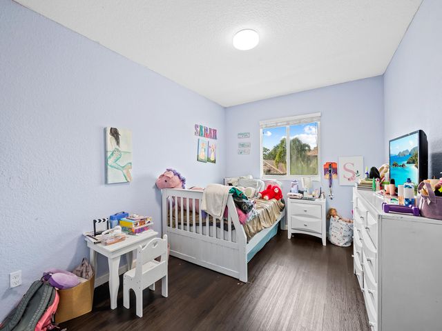 6830 Langdon Way, Lake Worth, FL 33463