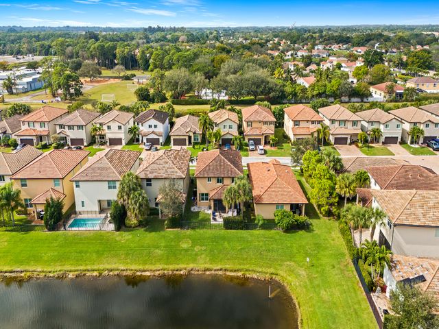 6830 Langdon Way, Lake Worth, FL 33463