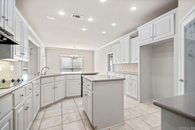 119 Maumelle Valley Drive, Maumelle, AR 72113