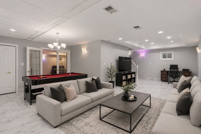 12600 Sheffield Court, Palos Park, IL 60464