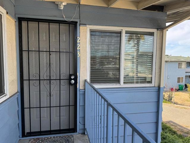 221 Rondale, Hayward, CA 94541