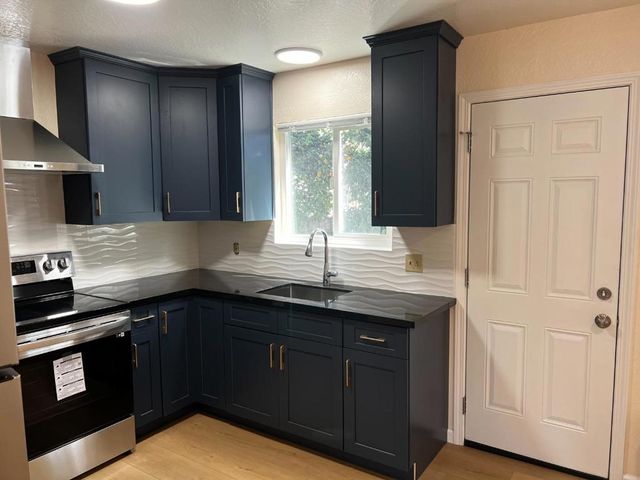 221 Rondale, Hayward, CA 94541