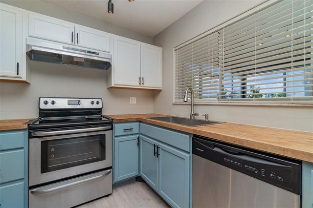 8238 SAN JACINTO AVENUE, North Port, FL 34287