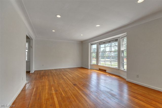 4493 Silsby Road, University Heights, OH 44118