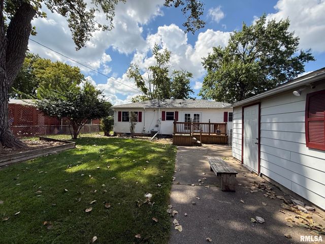 18 Radcliff Road, Springfield, IL 62703