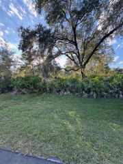 7TH AVENUE, Deland, FL 32724
