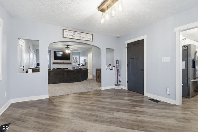 4665 S Mauxferry Road, Franklin, IN 46131