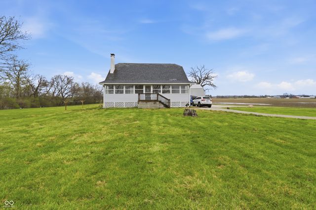 4665 S Mauxferry Road, Franklin, IN 46131