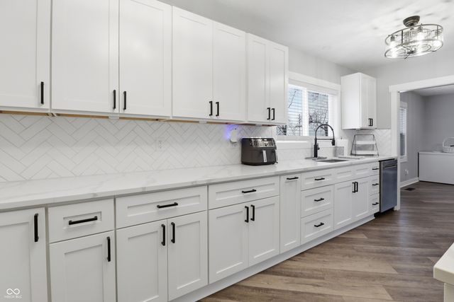 4665 S Mauxferry Road, Franklin, IN 46131