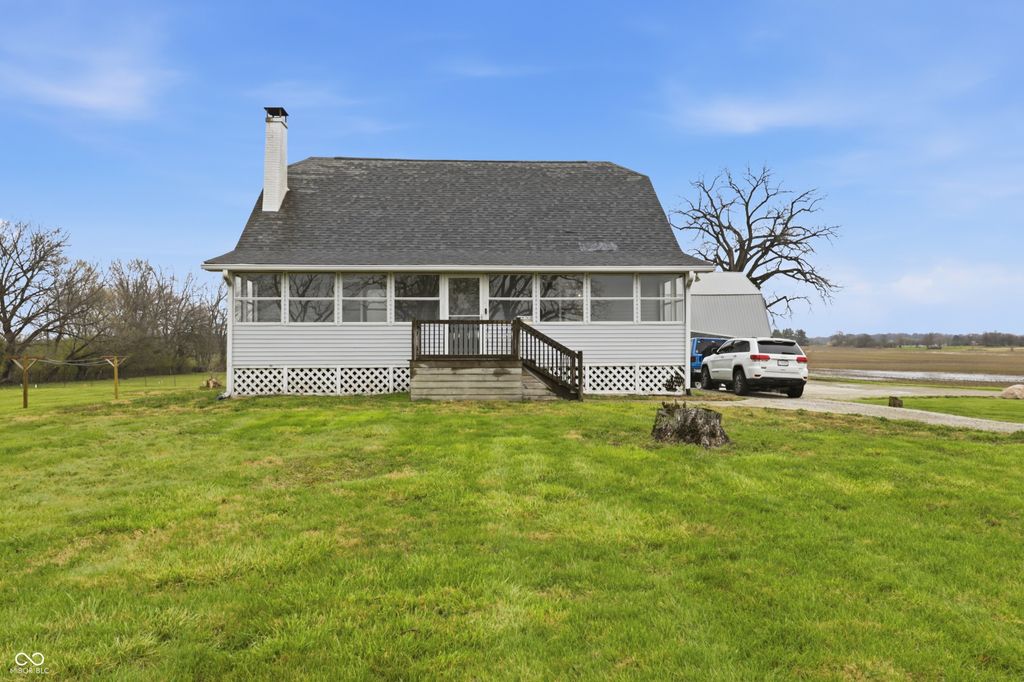 4665 S Mauxferry Road, Franklin, IN 46131