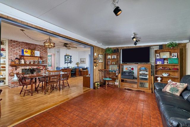 4818 Refugio Avenue, Carlsbad, CA 92008