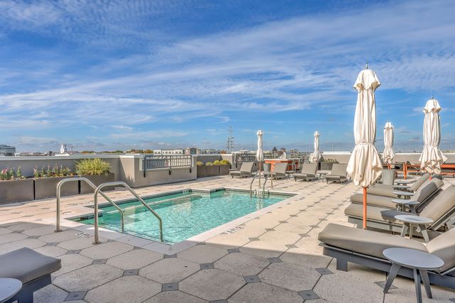 5 Gadsdenboro Street 511, Charleston, SC 29401