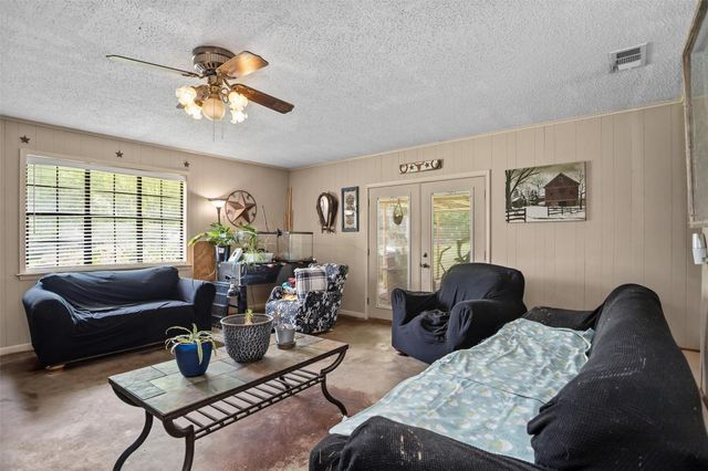 2015 Cr 2120, Crockett, TX 75835