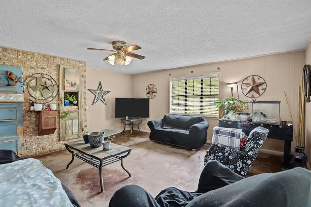 2015 Cr 2120, Crockett, TX 75835