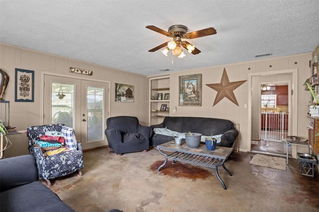 2015 Cr 2120, Crockett, TX 75835