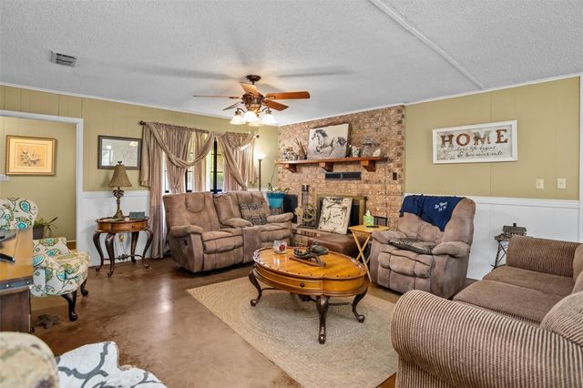 2015 Cr 2120, Crockett, TX 75835