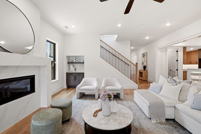 5449 Goodwin Avenue, Dallas, TX 75206