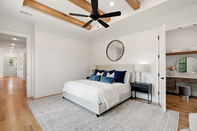 5449 Goodwin Avenue, Dallas, TX 75206