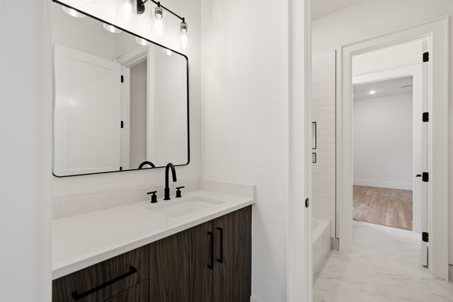 5449 Goodwin Avenue, Dallas, TX 75206
