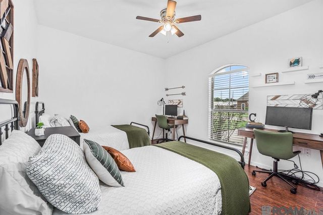 11135 Peaks Ave, Walker, LA 70785