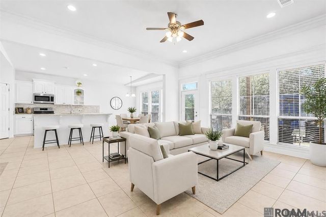 11135 Peaks Ave, Walker, LA 70785