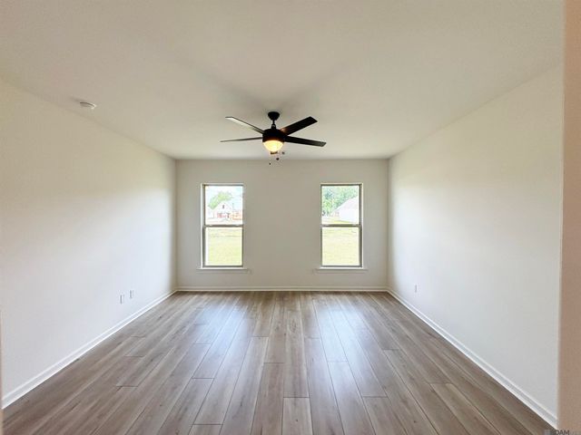 1422 Marshland Avenue, Gonzales, LA 70737