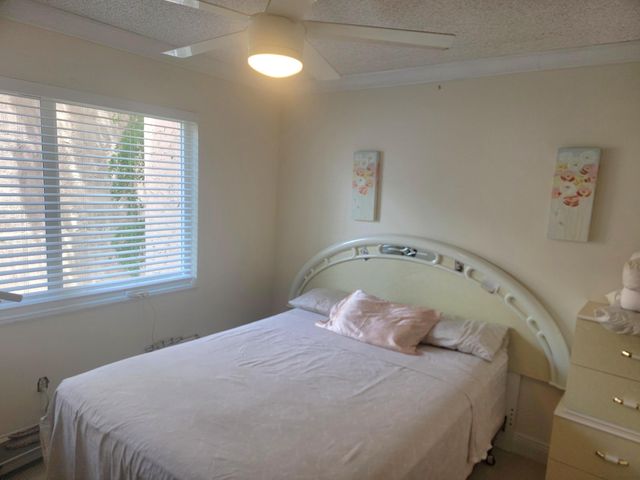 8140 SW 24th Street Unit 215, North Lauderdale, FL 33068