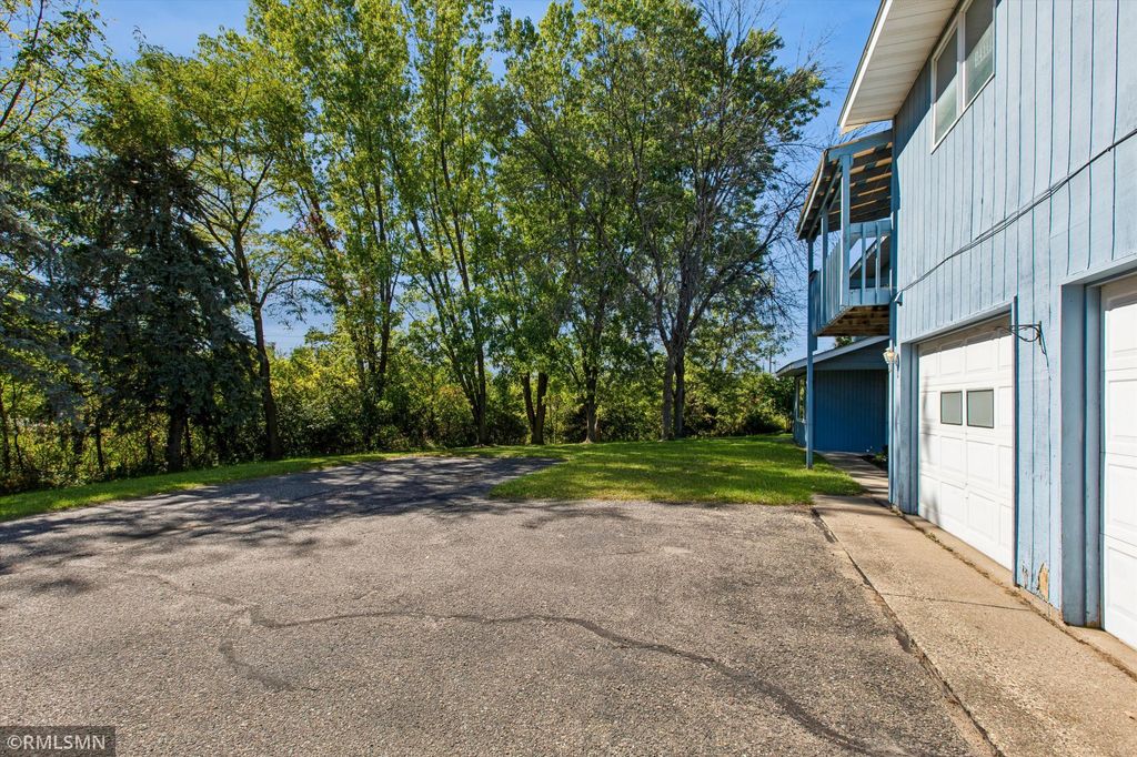 1105 Park Street W 5, Cannon Falls, MN 55009 — photo 2