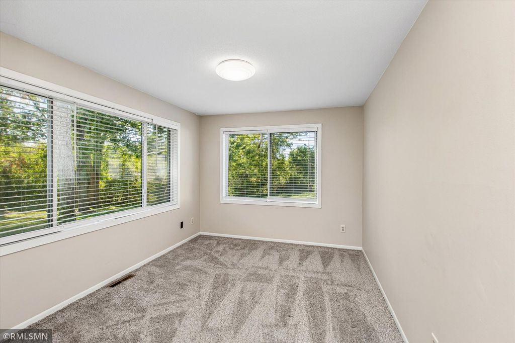 1105 Park Street W 5, Cannon Falls, MN 55009 — photo 4