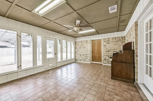 410 Riverside Drive, Alvin, TX 77511