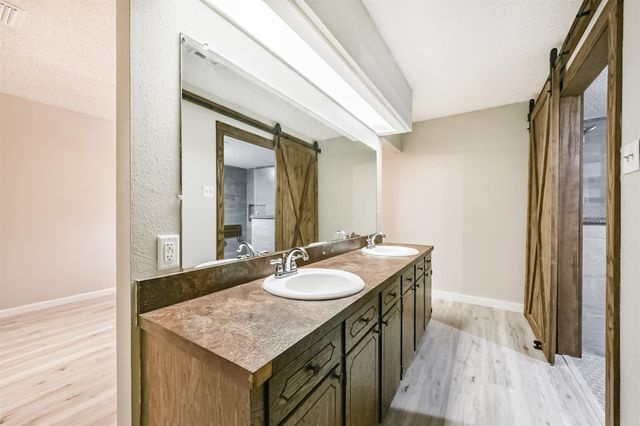 410 Riverside Drive, Alvin, TX 77511