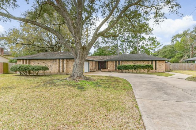 410 Riverside Drive, Alvin, TX 77511