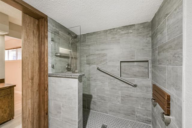 410 Riverside Drive, Alvin, TX 77511