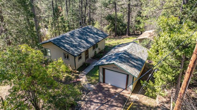 14371 Tobacco Rd, Pine Grove, CA 95665