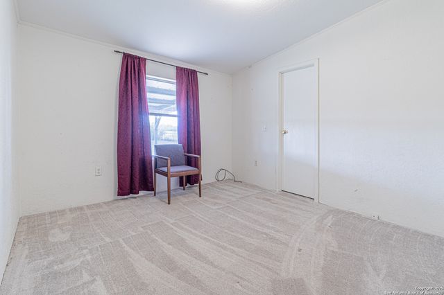 16530 FM 463, Lytle, TX 78052