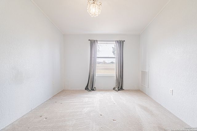 16530 FM 463, Lytle, TX 78052