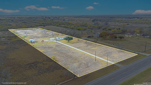 16530 FM 463, Lytle, TX 78052