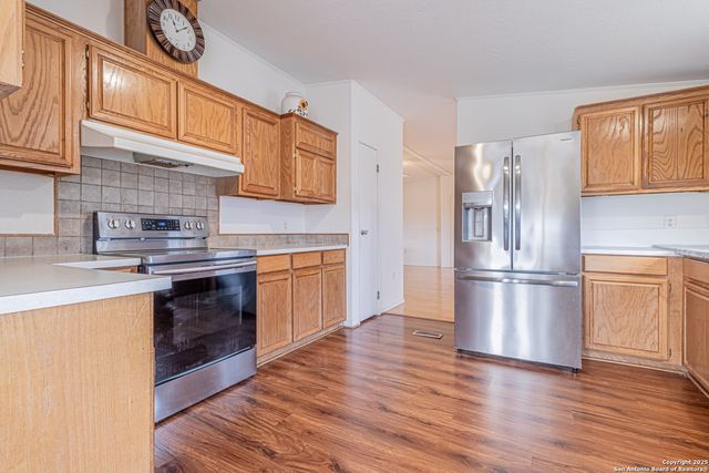 16530 FM 463, Lytle, TX 78052