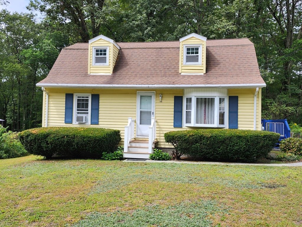 20 Carleton Road, Leicester, MA 01542