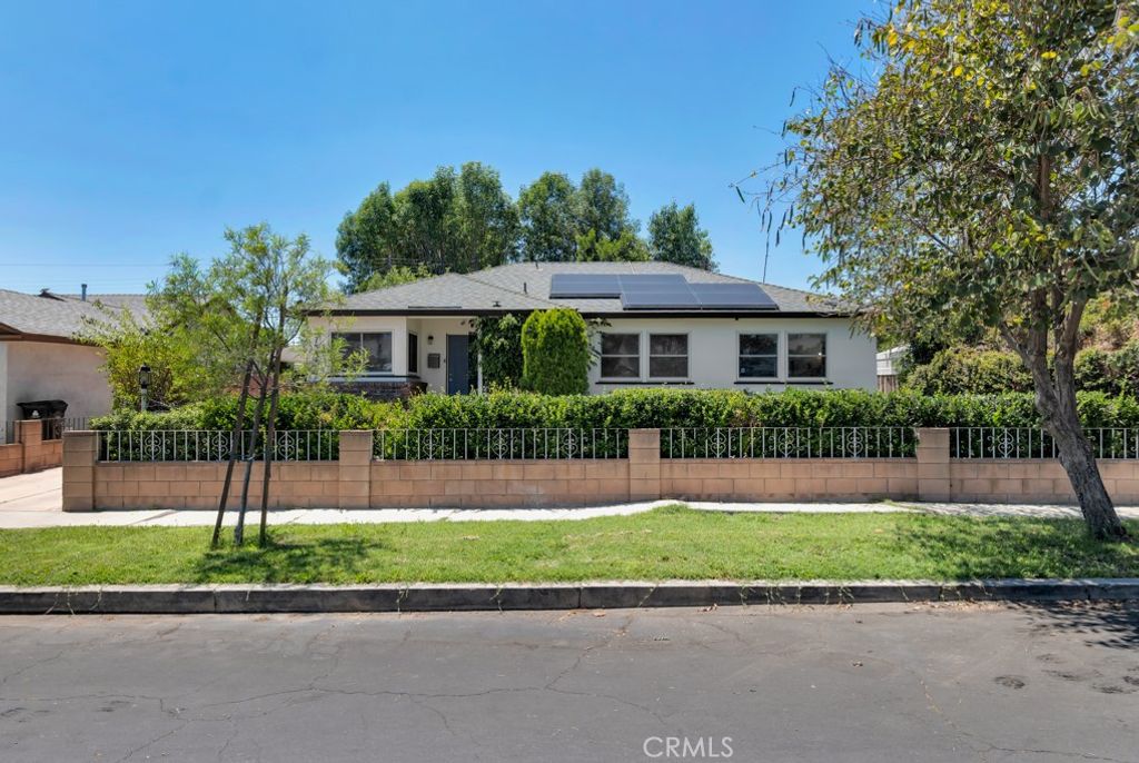 Image 1 of property listing at 7533 Hatillo Avenue, Winnetka, CA 91306