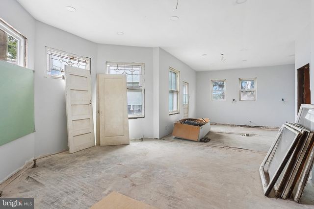 1600 LINDLEY AVE, Philadelphia, PA 19141