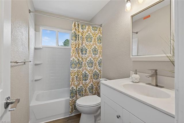 5480 Bayberry DR, Norfolk, VA 23502