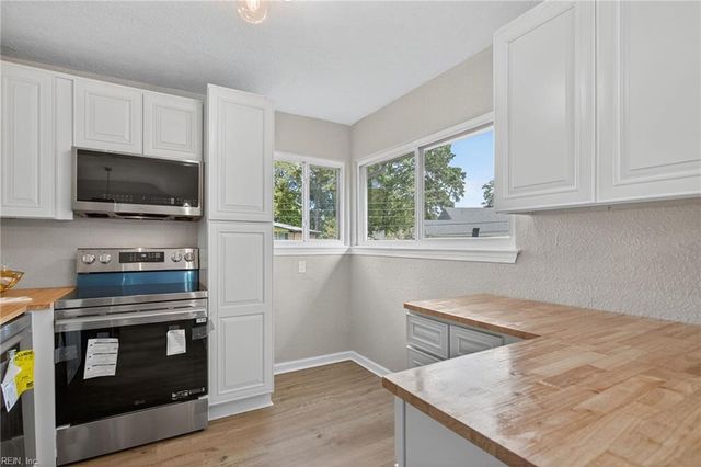 5480 Bayberry DR, Norfolk, VA 23502