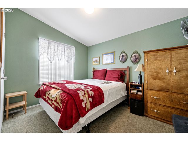 2512 MAIA Loop, Springfield, OR 97477