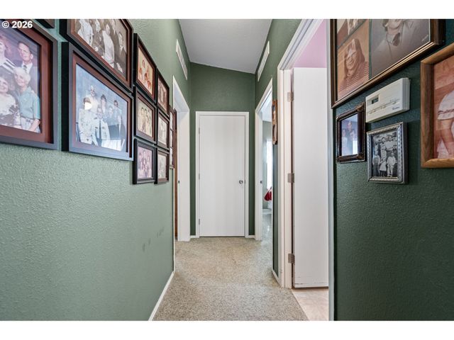 2512 MAIA Loop, Springfield, OR 97477