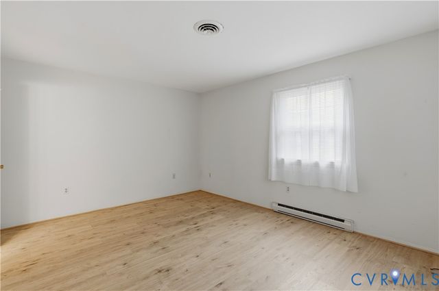 7404 Montrose Ave, Henrico, VA 23227