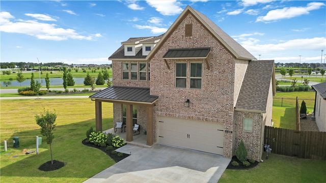 450 Fox Trail, Elm Springs, AR 72762