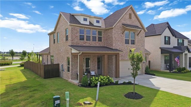 450 Fox Trail, Elm Springs, AR 72762