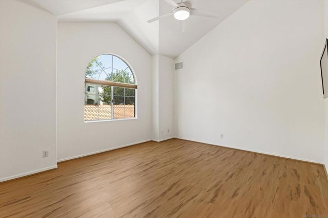 1874 Matin Cir Unit 208, San Marcos, CA 92069