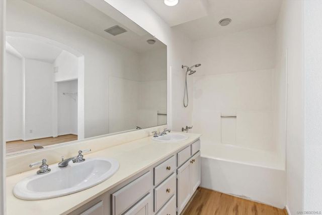 1874 Matin Cir Unit 208, San Marcos, CA 92069